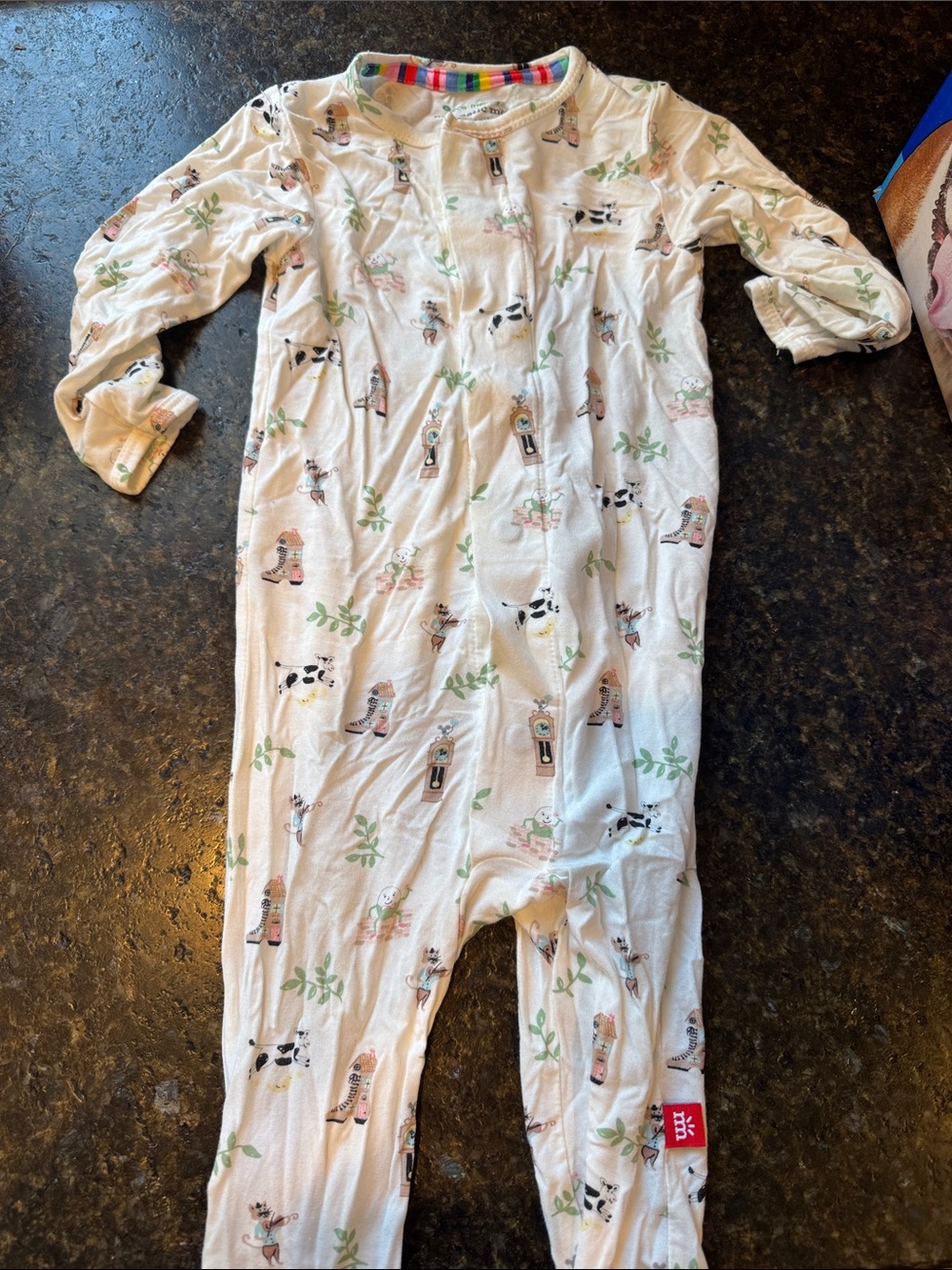 Magnetic me pajamas with hey diddle diddle the cow jumped over the moon print